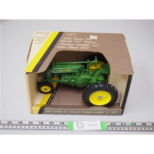 John Deere 1937, Model G Tractor 1/16 Scale