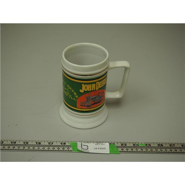 2006 John Deere Mug (6in Tall)