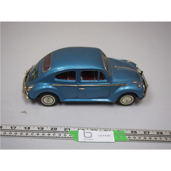 Vintage Volkswagen Battery Powered Car (10in long)