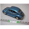 Image 3 : Vintage Volkswagen Battery Powered Car (10in long)