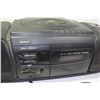 Image 2 : Fisher and Citizen Boomboxes