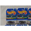 Image 2 : Hot Wheels Mustang Mach 1 Treasure Hunts