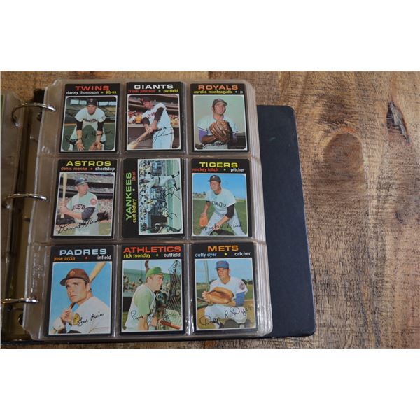 1971 Baseball Cards x 9