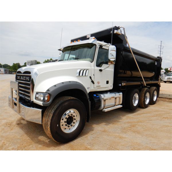 2021 MACK GR64F Dump Truck