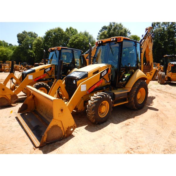 2014 CAT 430F Backhoe