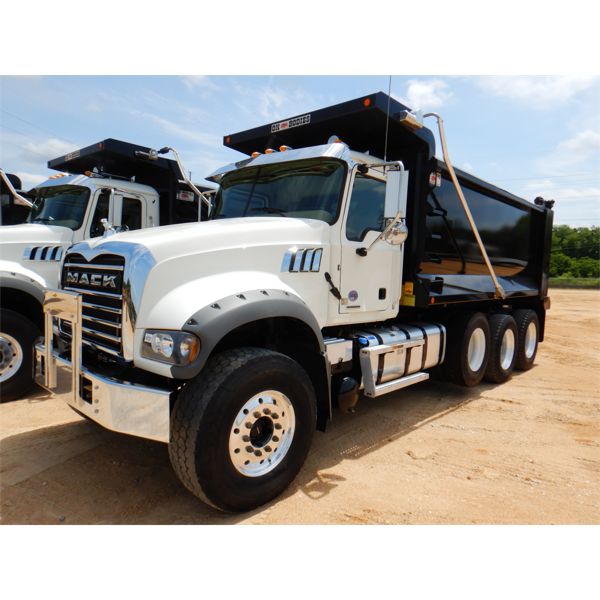 2020 MACK GR64F Dump Truck