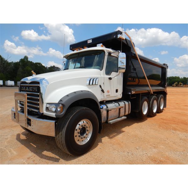 2021 MACK GR64F Dump Truck
