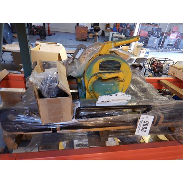 INGERSOLL RAND 1,000 LB. WINCH Hoist / Winch