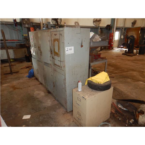 WAREHOUSE LOCKER, METAL SHELF