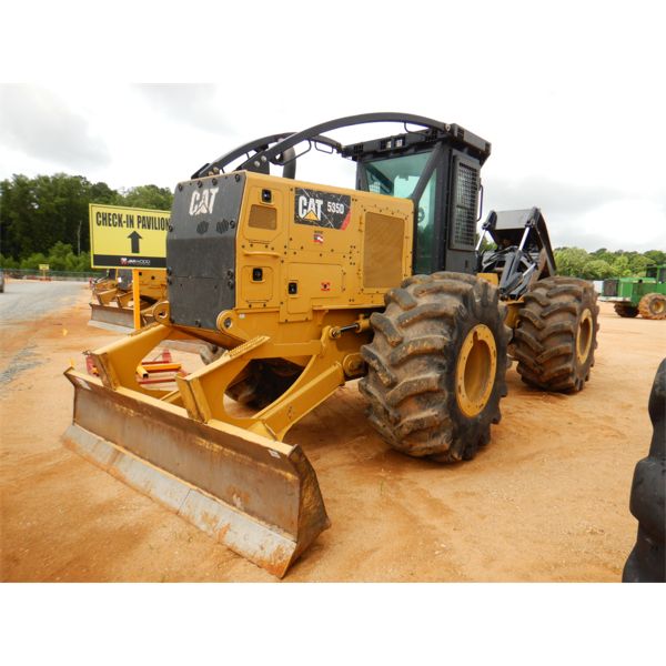 2017 CAT 535D Skidder