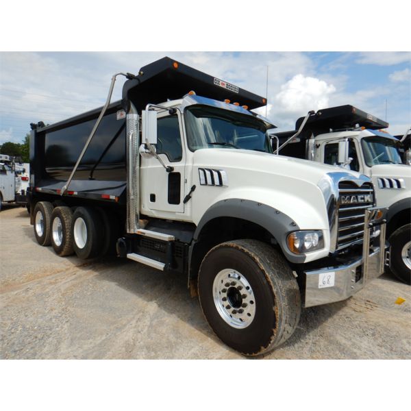2021 MACK GR64F Dump Truck