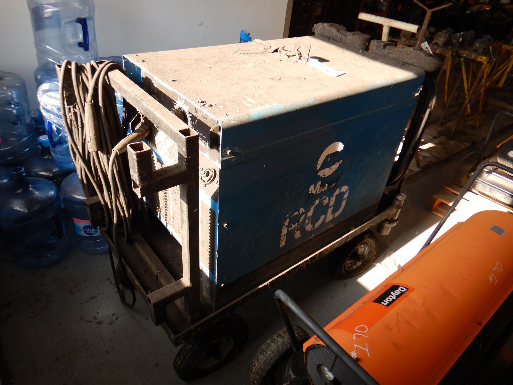 MILLER SRH333 WELDER J.M. Wood Auction Company, Inc.
