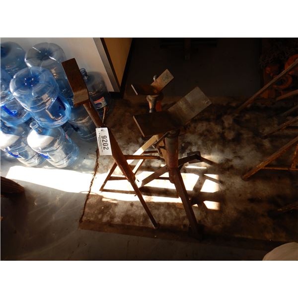 (2) JACK STANDS