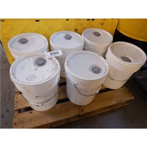 (6) EDGE & FOGGING SPRAY, 5 GAL