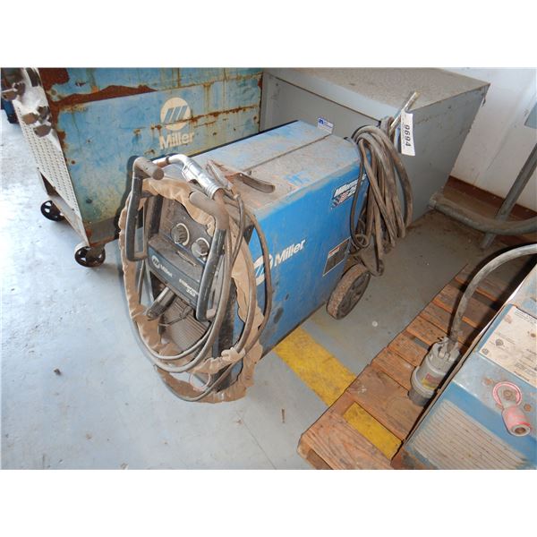 MILLER MILLERMATE 252 WELDER