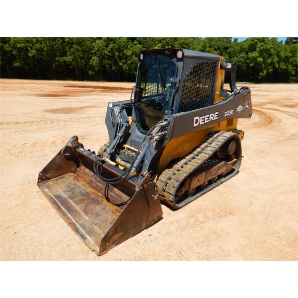 2015 JOHN DEERE 323E Skid Steer Loader - Crawler