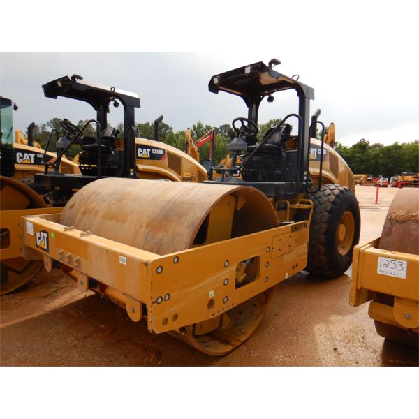 2018 CAT CS56B Roller