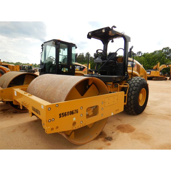 2018 CAT CS56B Roller