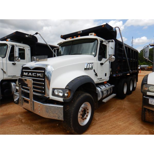 2007 MACK CTP713 Dump Truck