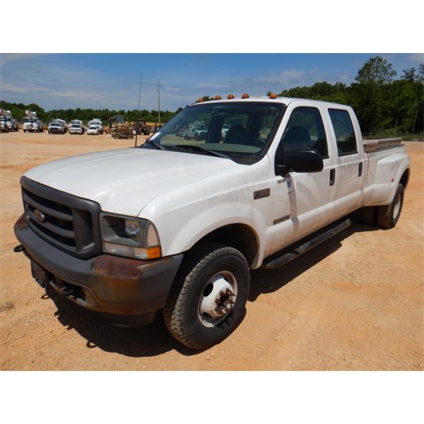 2003 FORD F350 XL SUPER DUTY Pickup Truck