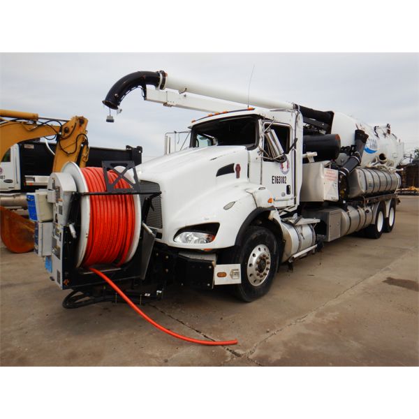 2016 KENWORTH T440 Vacuum Truck