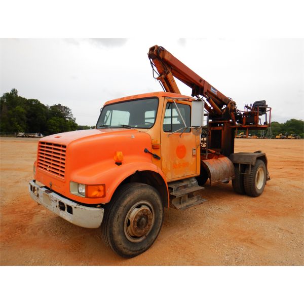 1992 INTERNATIONAL 4900 Grapple Truck