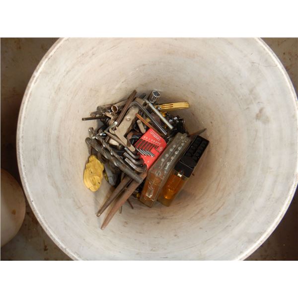 DRILL BITS, SOCKETS, HEX WRENCHES