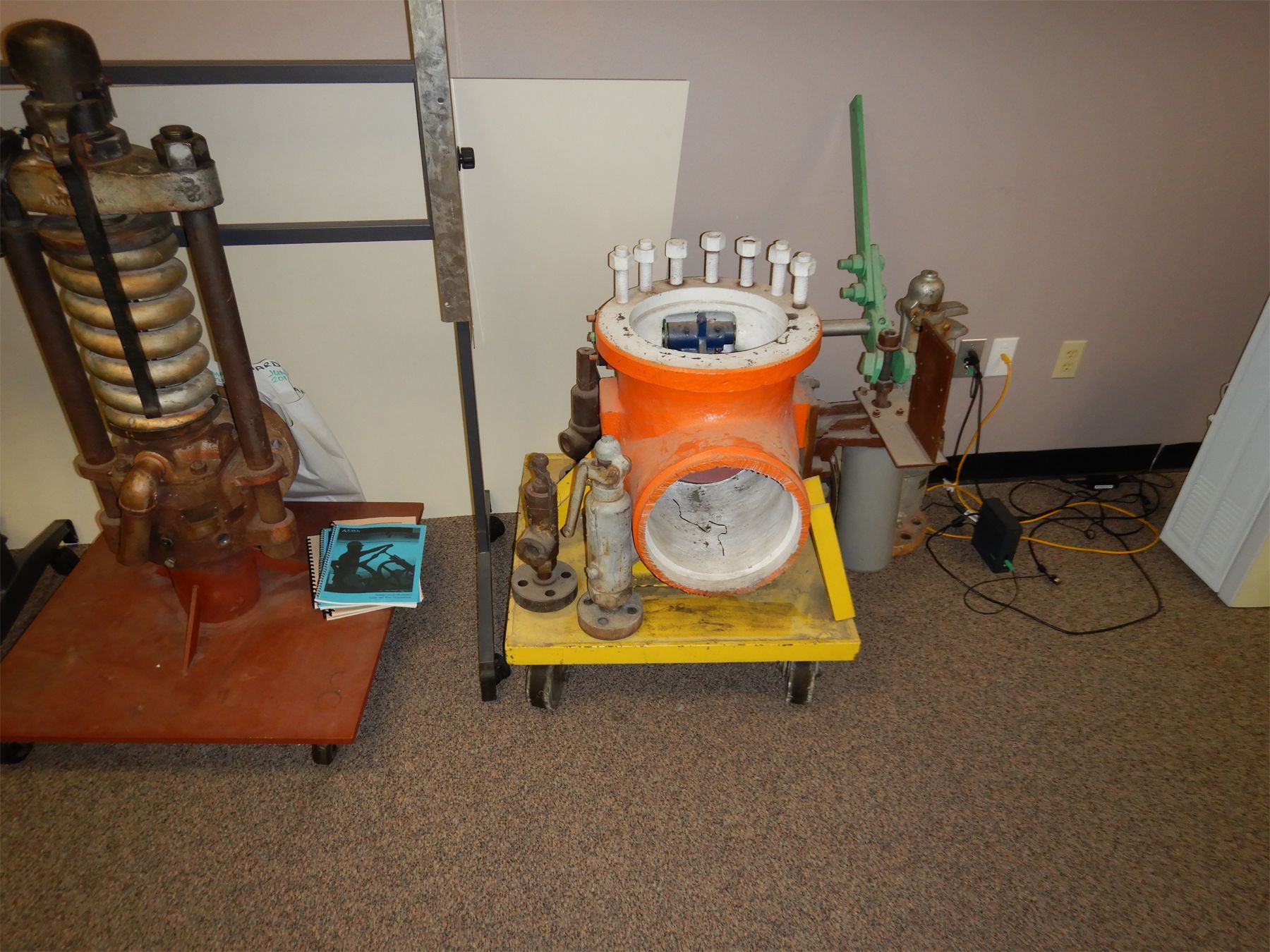 Beanch Table Spring Compressor TABLES, OFFICE CHAIRS, SPRING COMPRESSORS - J.M. Wood Auction Company, Inc.