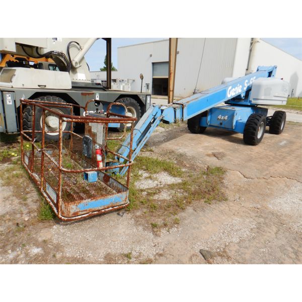 2002 GENIE  S65 Manlift