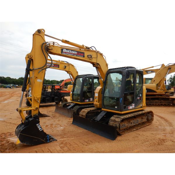 2017 KOBELCO SK75SR-3E Excavator