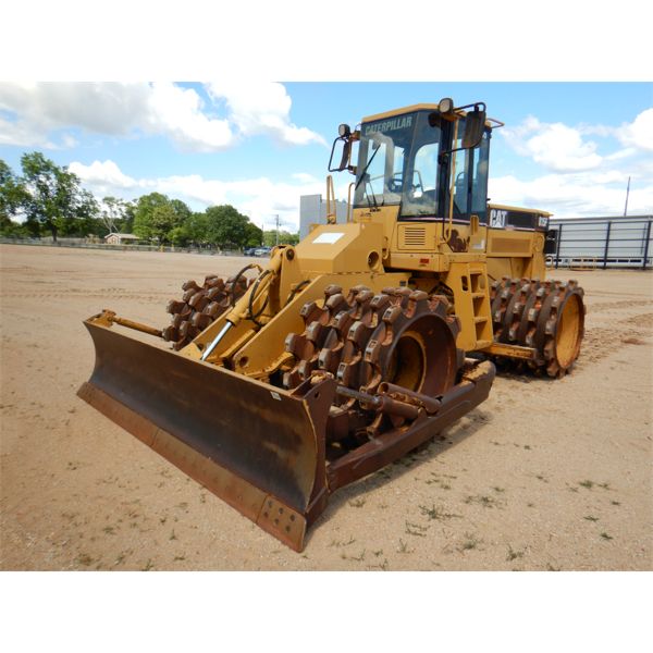 2004 CAT 815F Compactor