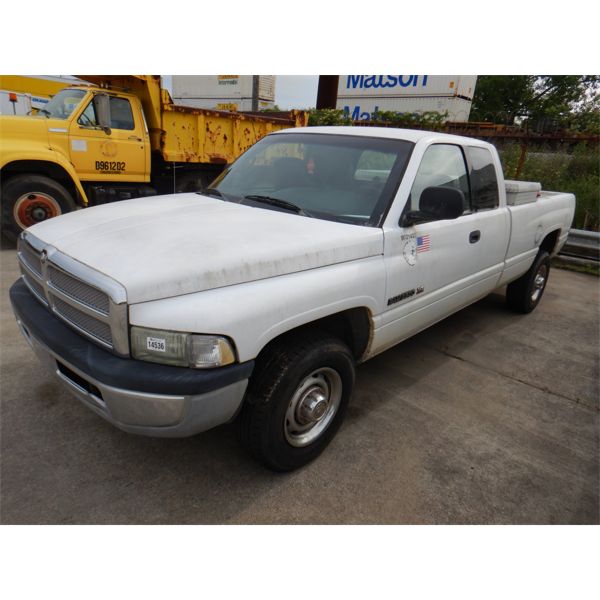 2002 DODGE RAM 2500 Pickup Truck