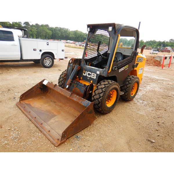JCB 250 Skid Steer Loader - Wheel