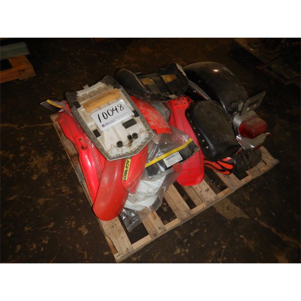 MOTORCYCLE FENDERS/ SEATS, Selling Offsite: Located in Birmingham, AL