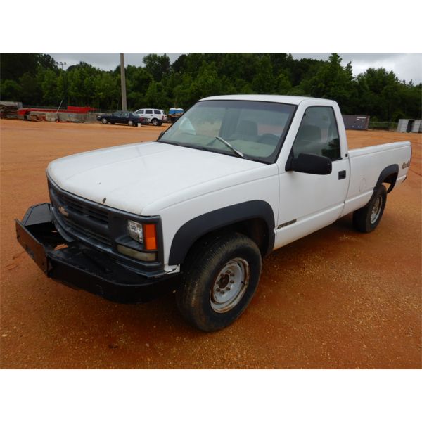 1998 CHEVROLET 2500 Pickup Truck