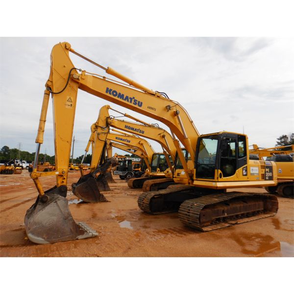 2012 KOMATSU PC200LC-8 Excavator