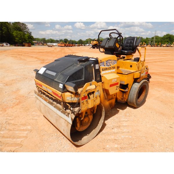 DYNAPAC CC142C COMBO Roller
