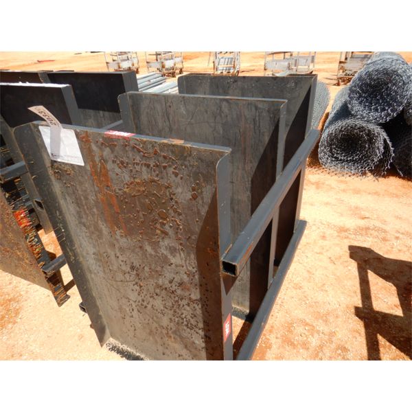 4' X 4' X 30" METAL STORAGE RACK W/3 SHELVES (B9)