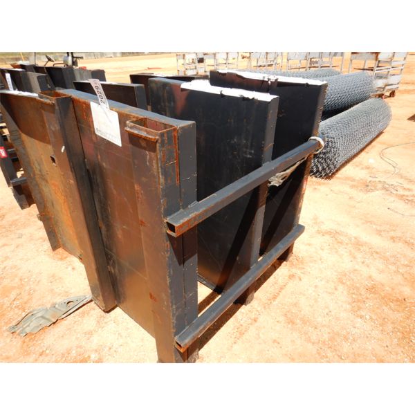 4' X 4' X 30" METAL STORAGE RACK W/3 SHELVES (B9)