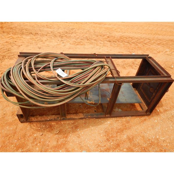 5' TALL HEAVY DUTY BOTTLE CAGE W/ HOSE (B9)