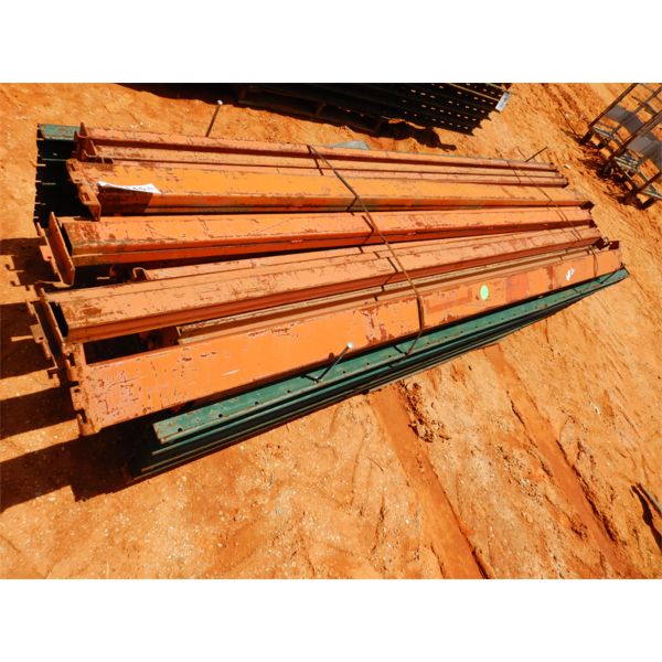 (1) PALLET SHELVING RAIL W/SUPPORT POST (B9)