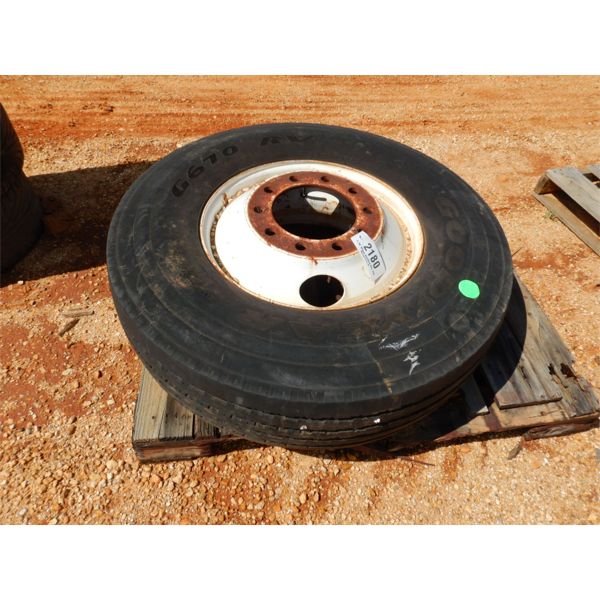 (1) 315/80R22 TIRE W/RIM (A2)