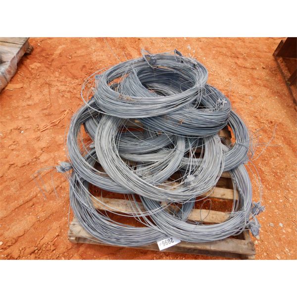 (1) PALLET WIRE (B9)