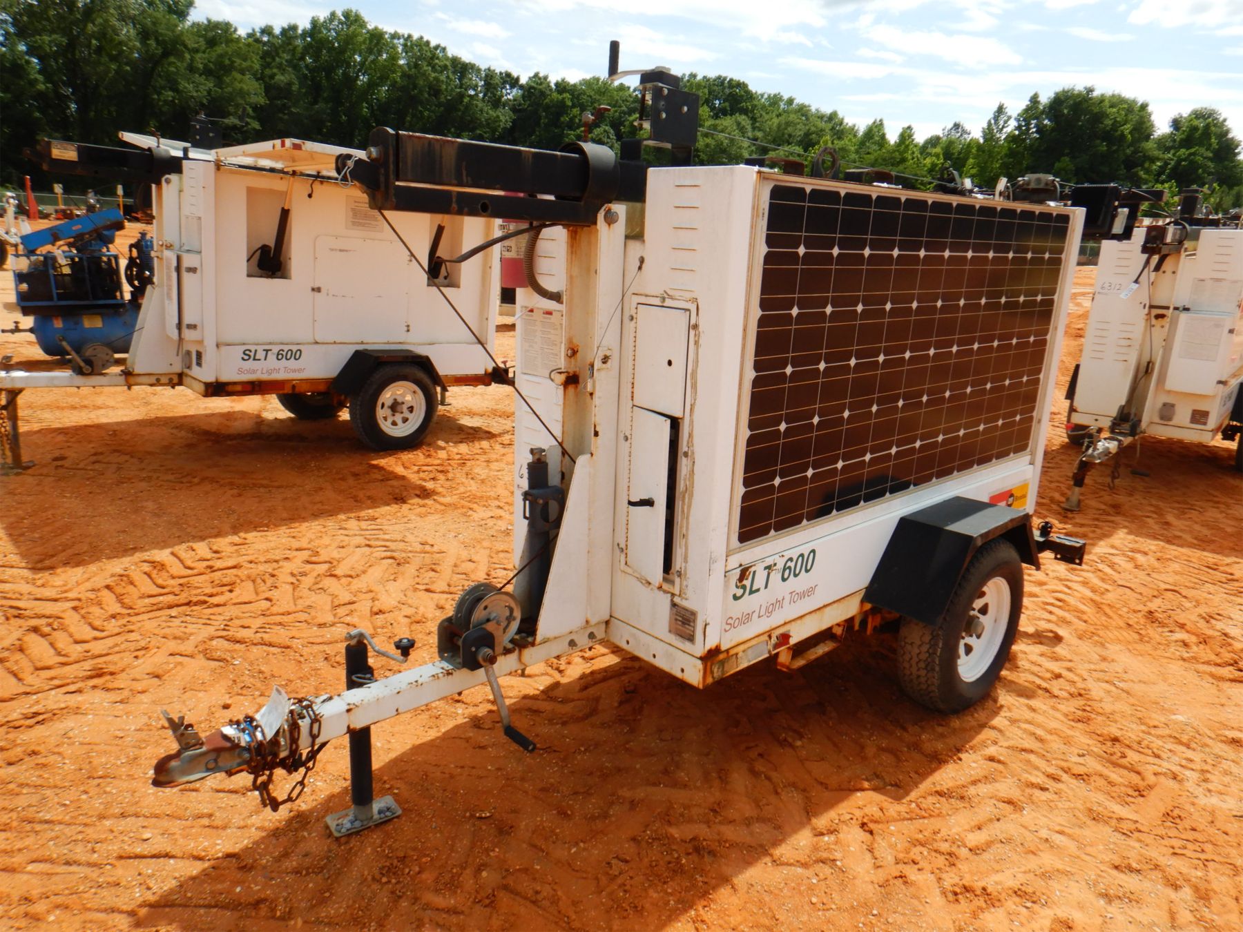 Progress Solar 2011 PROGRESS SOLAR SOLUTIONS SLT600 SOLAR Light Tower - J.M. Wood ...