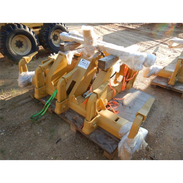RIPPER & PUSH BLOCK, FITS CAT 140M