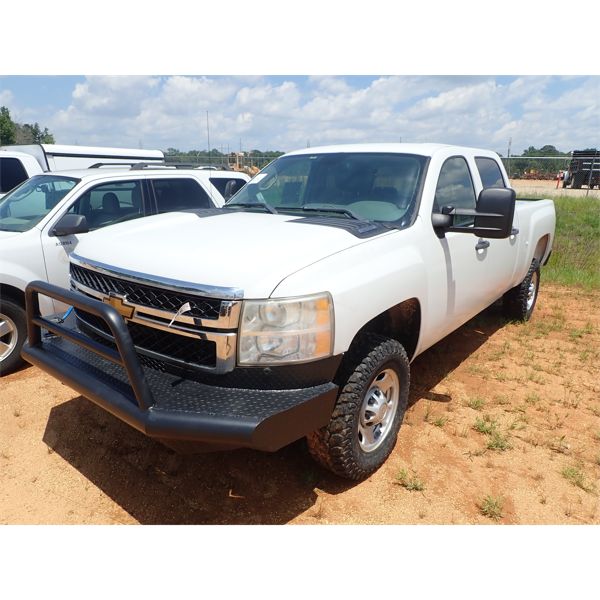 2011 CHEVROLET 2500 Pickup Truck