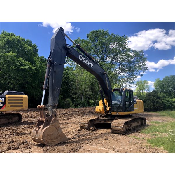2014 JOHN DEERE 250G LC Excavator