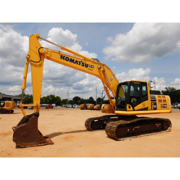 2017 KOMATSU PC210LC-11 Excavator