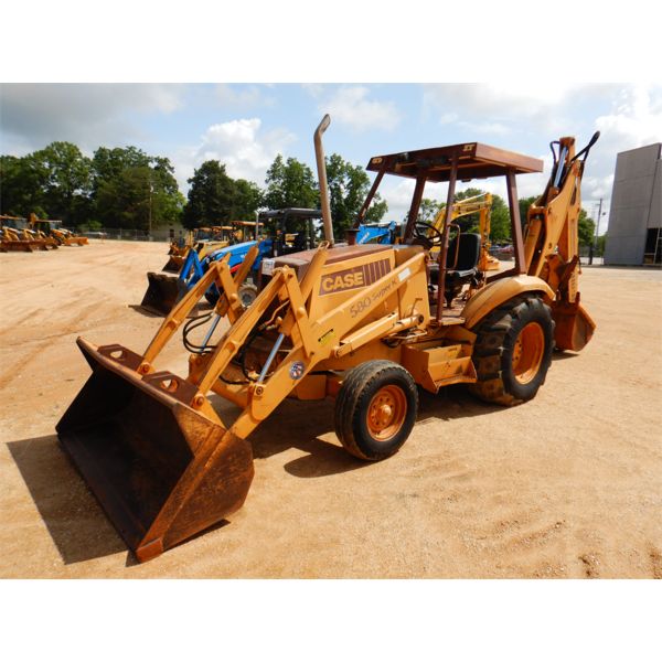 CASE 580 SUPER K Backhoe