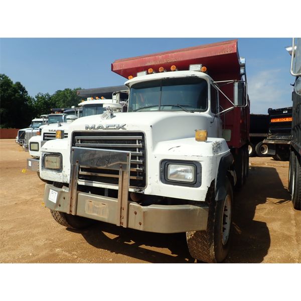 1998 MACK RD688S Dump Truck